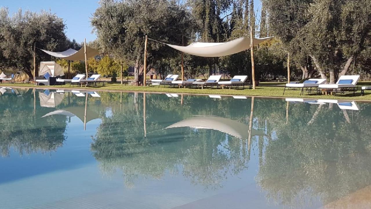 Les Jardins De Zyriab Bed & Breakfast Ait Hamid Bagian luar foto