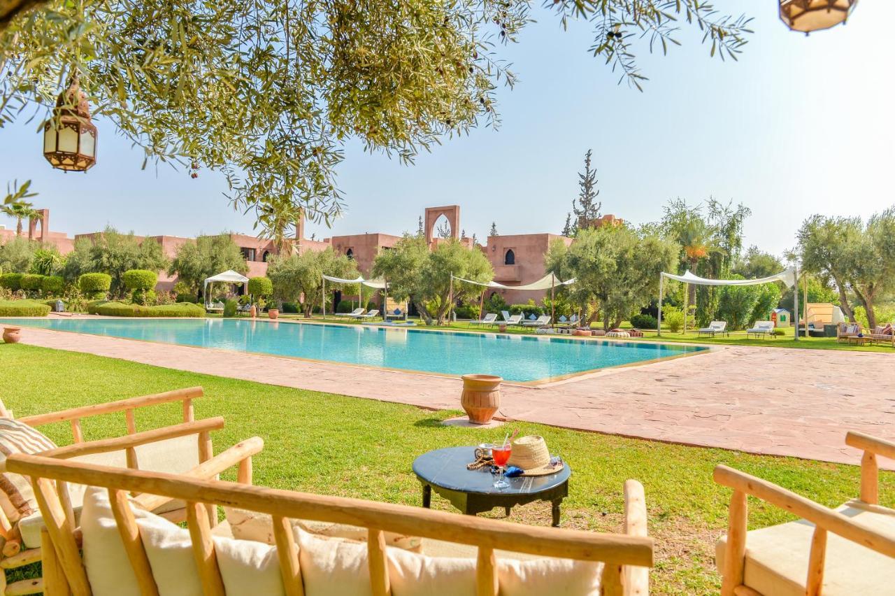 Les Jardins De Zyriab Bed & Breakfast Ait Hamid Bagian luar foto